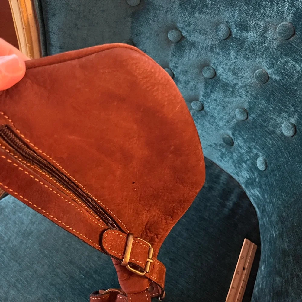 LV upcycled genuine suede leather bum bag - Picture 9 of 9